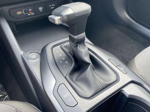 New 2026 Kia K4 FWD image 21