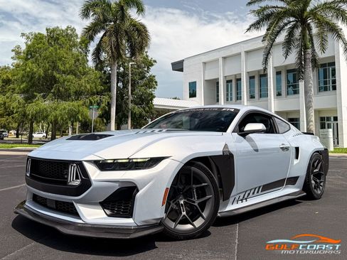 Used 2025 Ford Mustang GT Premium w/ GT Performance Package RWD image 10