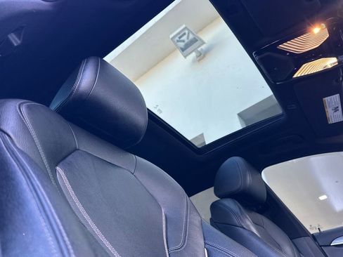 Used 2019 BMW 530e w/ M Sport Package image 17