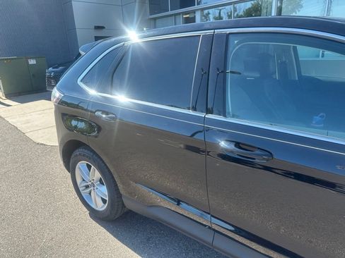 Used 2017 Ford Edge SEL w/ Equipment Group 201A AWD/4WD image 7