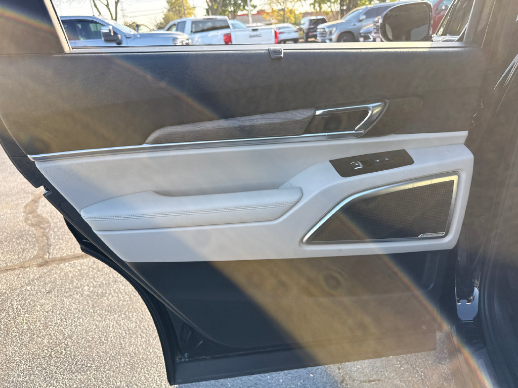 Used 2022 Kia Telluride SX w/ SX Prestige Package AWD/4WD image 32