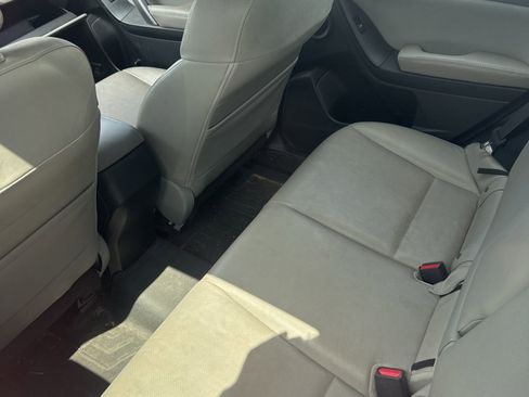 Used 2015 Subaru Forester 2.5i Touring w/ Popular Package #2 AWD/4WD image 6