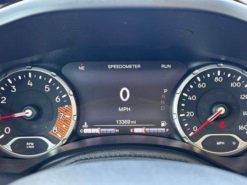 Used 2022 Jeep Renegade Limited w/ Sun, Sound & Wheels Group AWD/4WD image 22