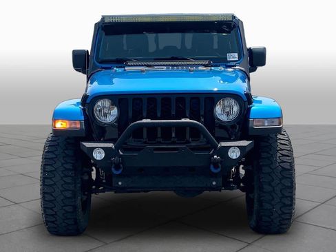 Used 2023 Jeep Gladiator Sport AWD/4WD image 4