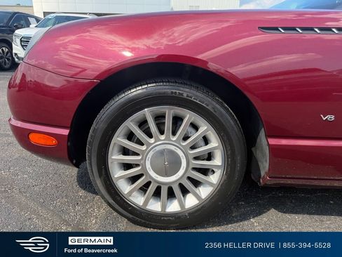 Used 2004 Ford Thunderbird RWD image 12