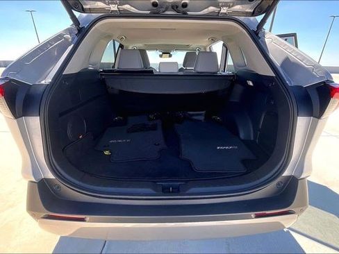 Used 2024 Toyota RAV4 Limited image 33