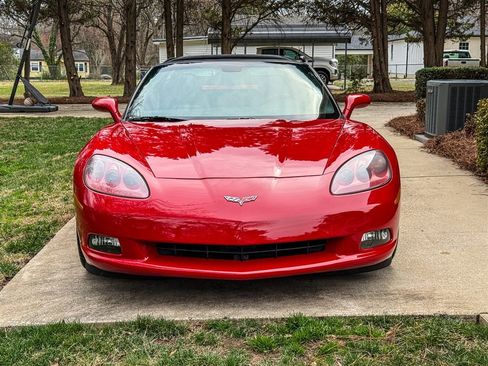 Used 2007 Chevrolet Corvette Coupe image 33