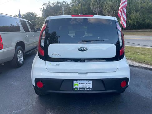 Used 2019 Kia Soul EV image 8