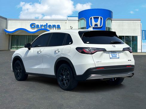 Certified 2024 Honda HR-V Sport image 4