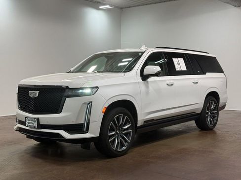 Used 2021 Cadillac Escalade ESV Sport Platinum image 7