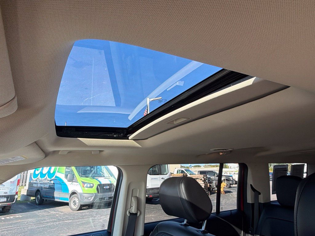 Used 2019 Ford Flex SEL w/ Equipment Group 202A AWD/4WD image 35
