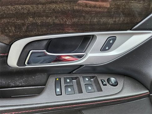 Used 2014 GMC Terrain Denali w/ Cargo Package image 15