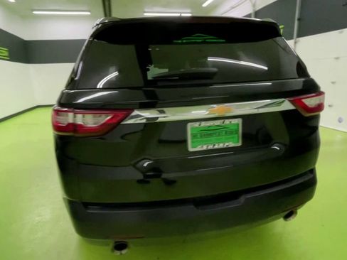 Used 2020 Chevrolet Traverse LS AWD/4WD image 7
