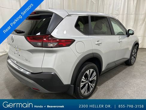 Used 2023 Nissan Rogue SV image 9