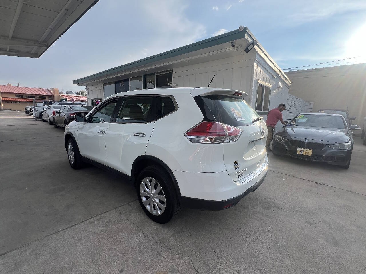 Used 2015 Nissan Rogue S AWD/4WD image 6