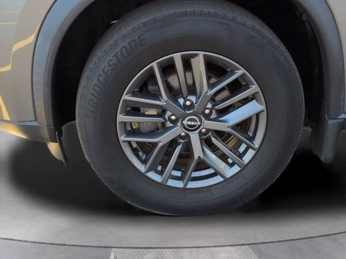 Used 2023 Nissan Rogue S FWD image 33