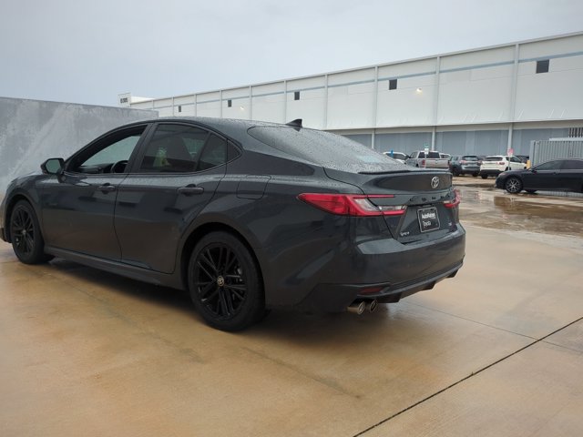 Used 2025 Toyota Camry SE FWD image 8