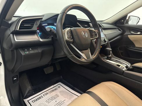Used 2018 Honda Civic Touring image 34
