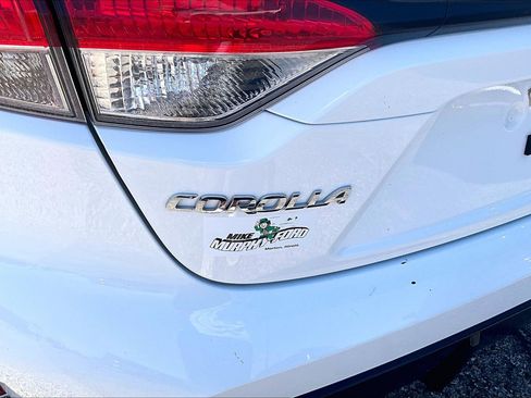 Used 2025 Toyota Corolla SE FWD image 31