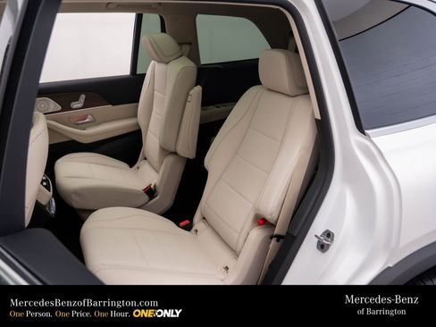 New 2026 Mercedes-Benz GLS 450 4MATIC image 20