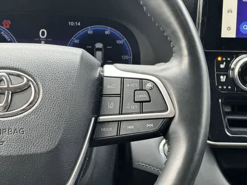 Used 2023 Toyota Highlander Limited image 10