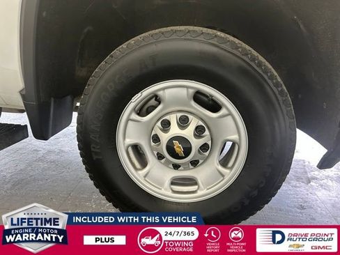 Used 2025 Chevrolet Silverado 2500 W/T w/ WT Convenience Package AWD/4WD image 12