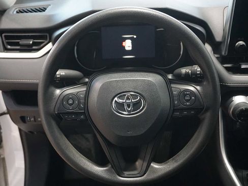 Used 2024 Toyota RAV4 XLE image 16