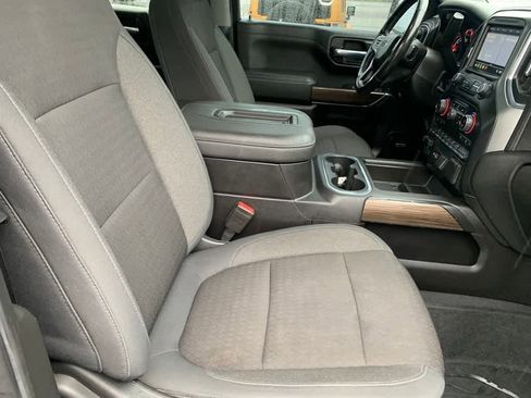 Used 2019 Chevrolet Silverado 1500 LT Trail Boss AWD/4WD image 20