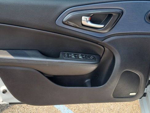 Used 2016 Chrysler 200 S w/ Navigation & Sound Group I AWD/4WD image 12