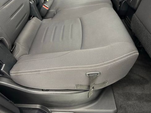 Used 2024 Toyota Tacoma TRD Off-Road image 37