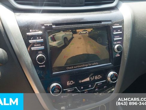 Used 2023 Nissan Murano SV FWD image 9