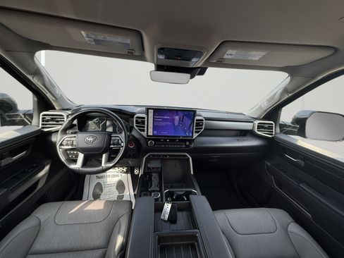 Used 2022 Toyota Tundra SR5 image 2