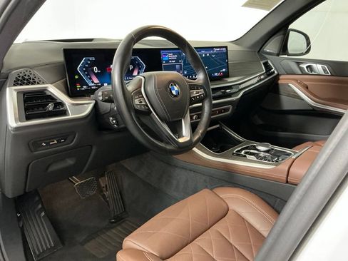 Used 2024 BMW X5 xDrive40i w/ Premium Package AWD/4WD image 21