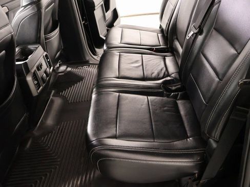 Used 2019 Ford F150 Raptor image 12