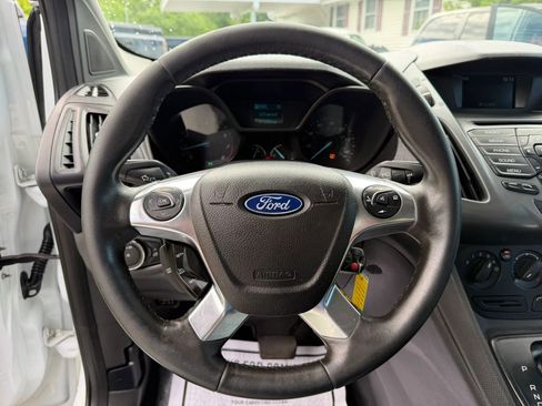Used 2017 Ford Transit Connect XL FWD image 17