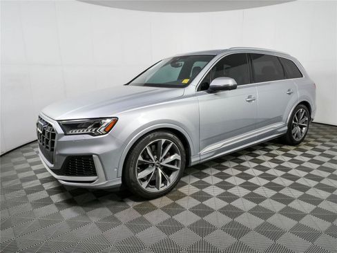 Used 2022 Audi SQ7 Premium Plus w/ SQ7 Executive Package AWD/4WD image 29