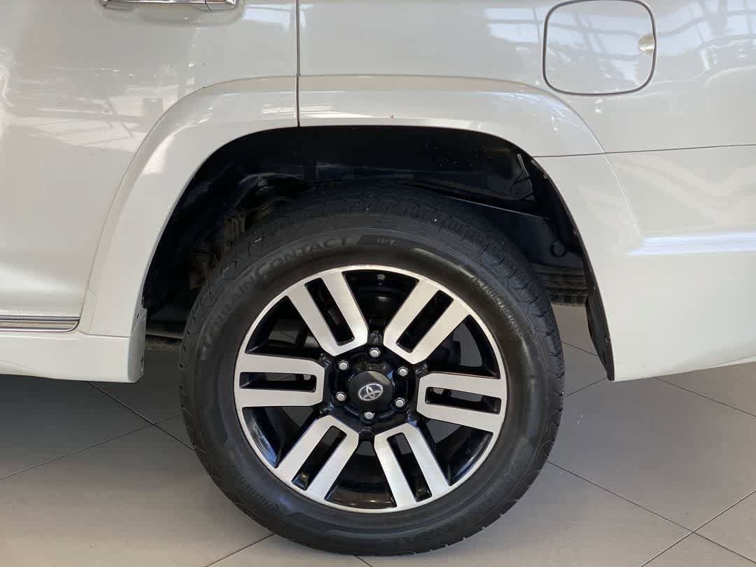 Used 2016 Toyota 4Runner Limited AWD/4WD image 13