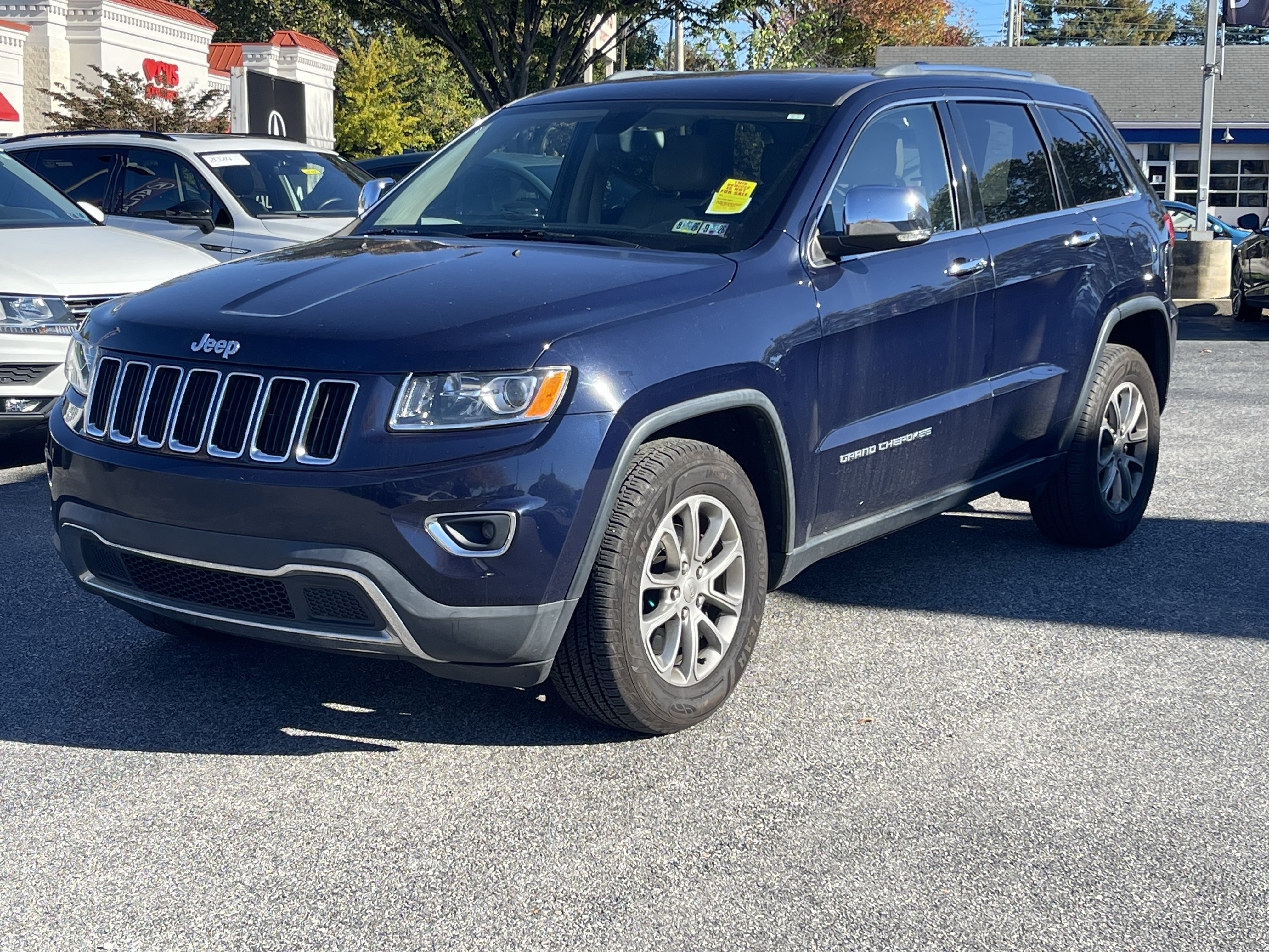 Used 2015 Jeep Grand Cherokee Limited AWD/4WD image 2