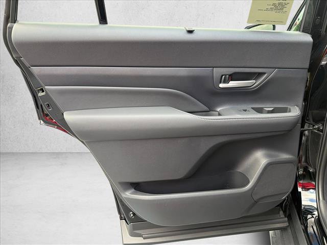 Used 2026 Toyota Grand Highlander FWD image 22
