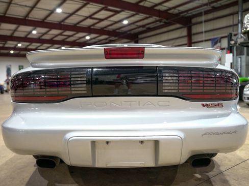 Used 1996 Pontiac Firebird Formula image 7