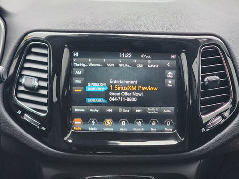 Used 2018 Jeep Compass Limited w/ Navigation Group image 9