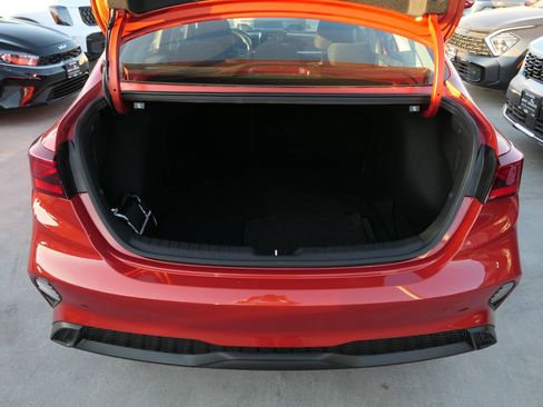 Used 2023 Kia Forte LXS w/ LXS Technology Package image 28