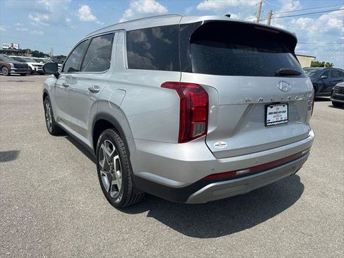 Used 2023 Hyundai Palisade SEL w/ Premium Package AWD/4WD image 7