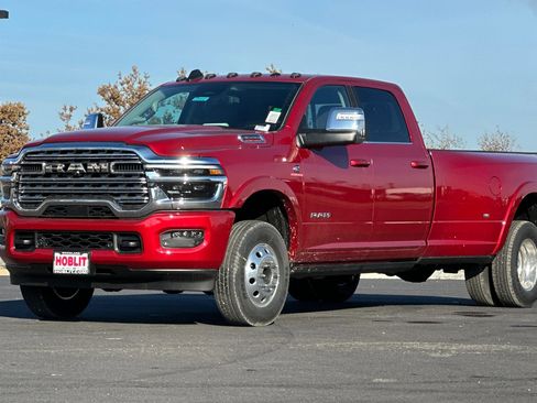 New 2026 RAM 3500 Limited image 7