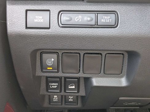 Used 2025 Nissan Frontier PRO-4X w/ Interior Protection Package AWD/4WD image 27