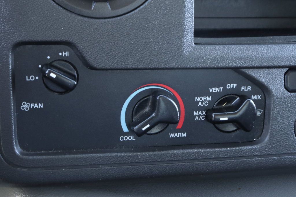 Used 2024 Ford E-450 and Econoline 450 Super Duty w/ Power Windows & Locks Group RWD image 27