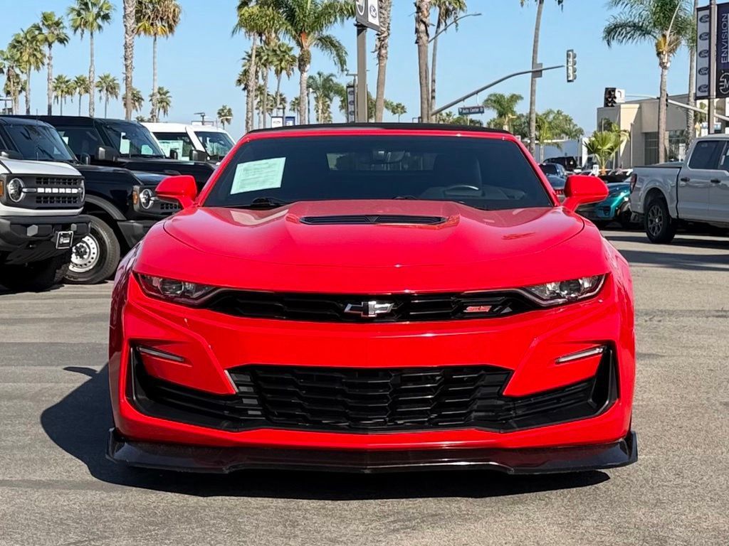 Used 2021 Chevrolet Camaro SS RWD image 3