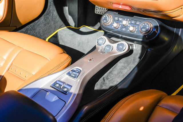 Used 2013 Ferrari California RWD image 66