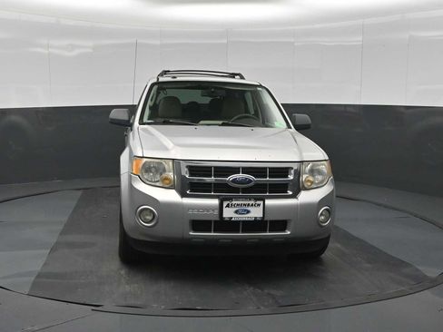 Used 2009 Ford Escape XLT AWD/4WD image 3