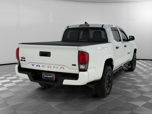 Used 2022 Toyota Tacoma SR AWD/4WD image 5